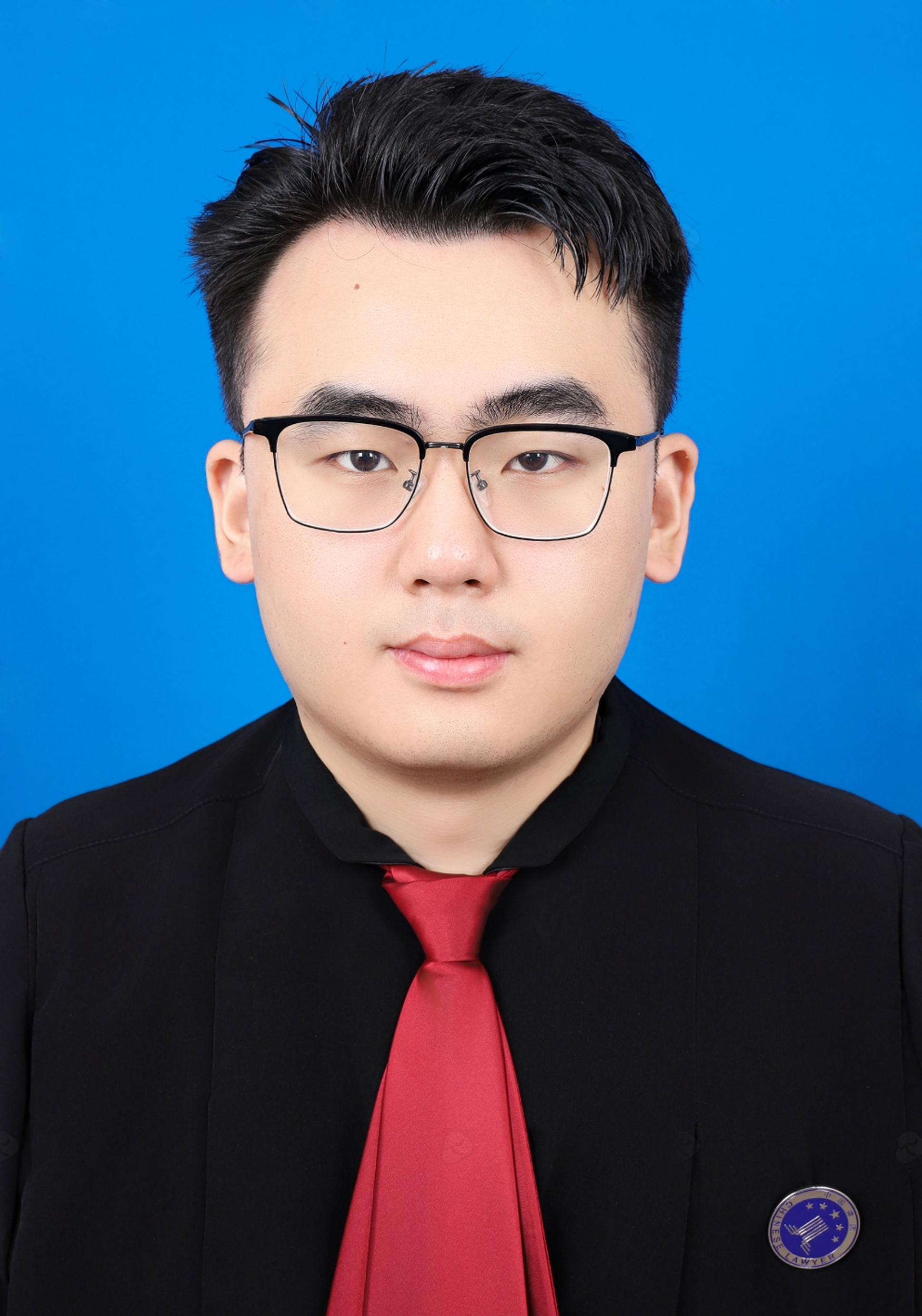 杨天朗 律师